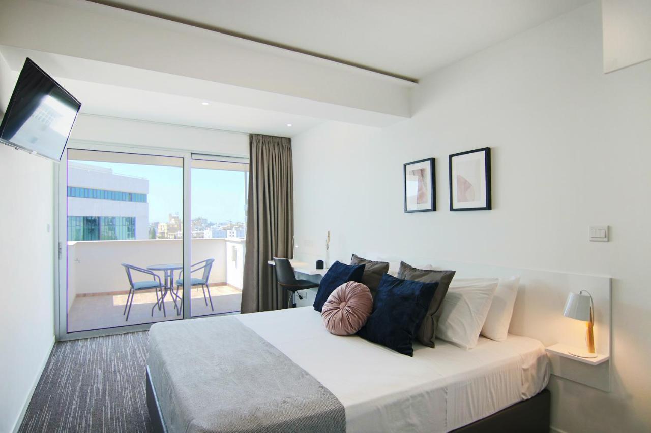 Phaedrus Living: Luxury Suite Nicosia 505 Esterno foto